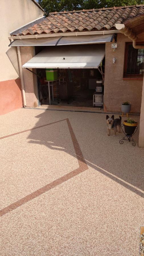 Philippe & Marie, A Louer Petite Chambre Chez L'Habitant Avec Terrasse Dans Villa, Au Pied Du Luberon Cucuron Exterior foto